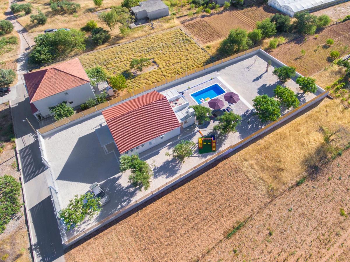 Villa Antonia With Heated Pool Dograde Exterior foto
